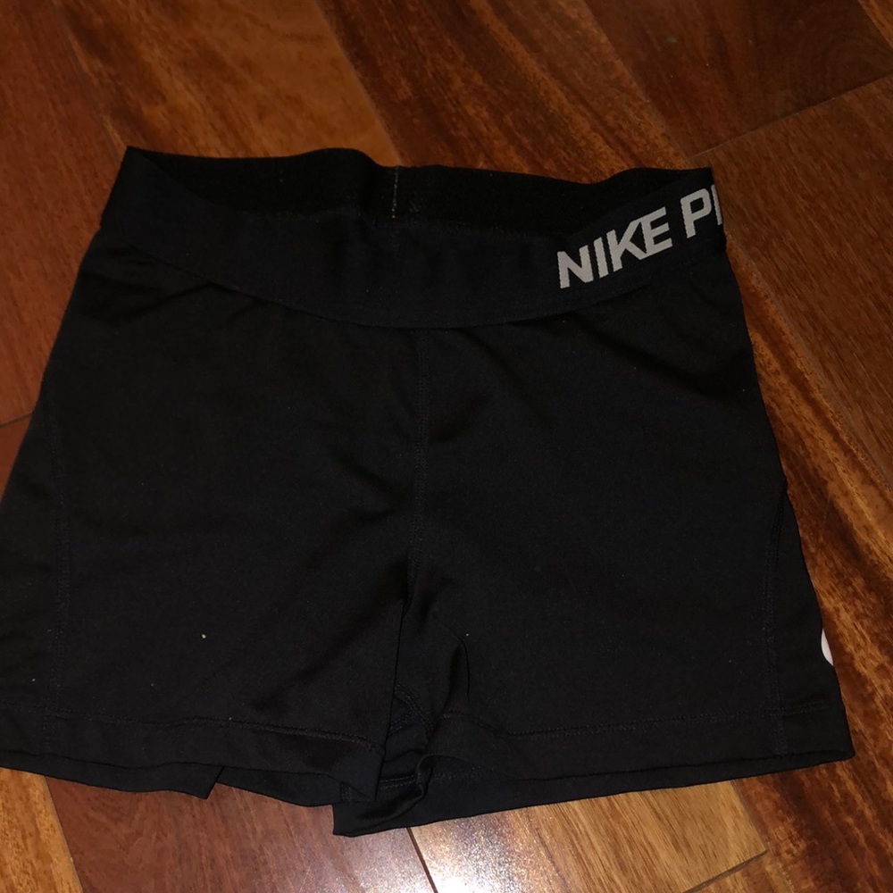 Nike Pro